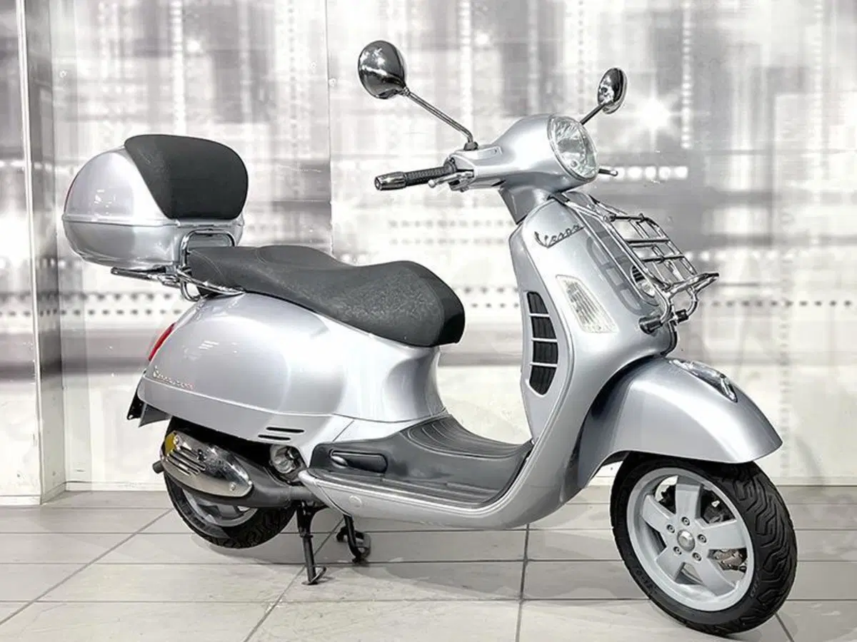 Vespa GTS 250 i.e.