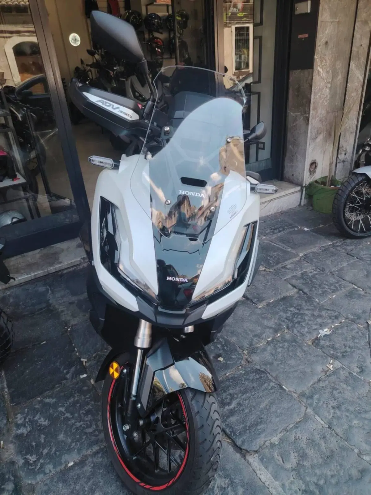 Honda ADV 350 (2022 - 24) (5)
