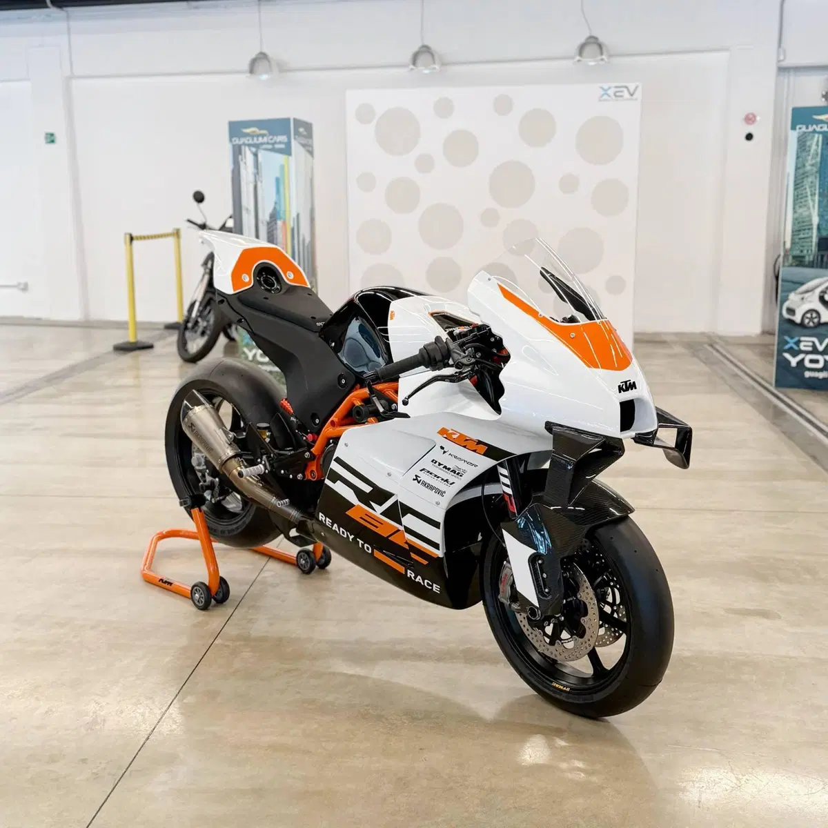 KTM RC 8C 890 (2024)