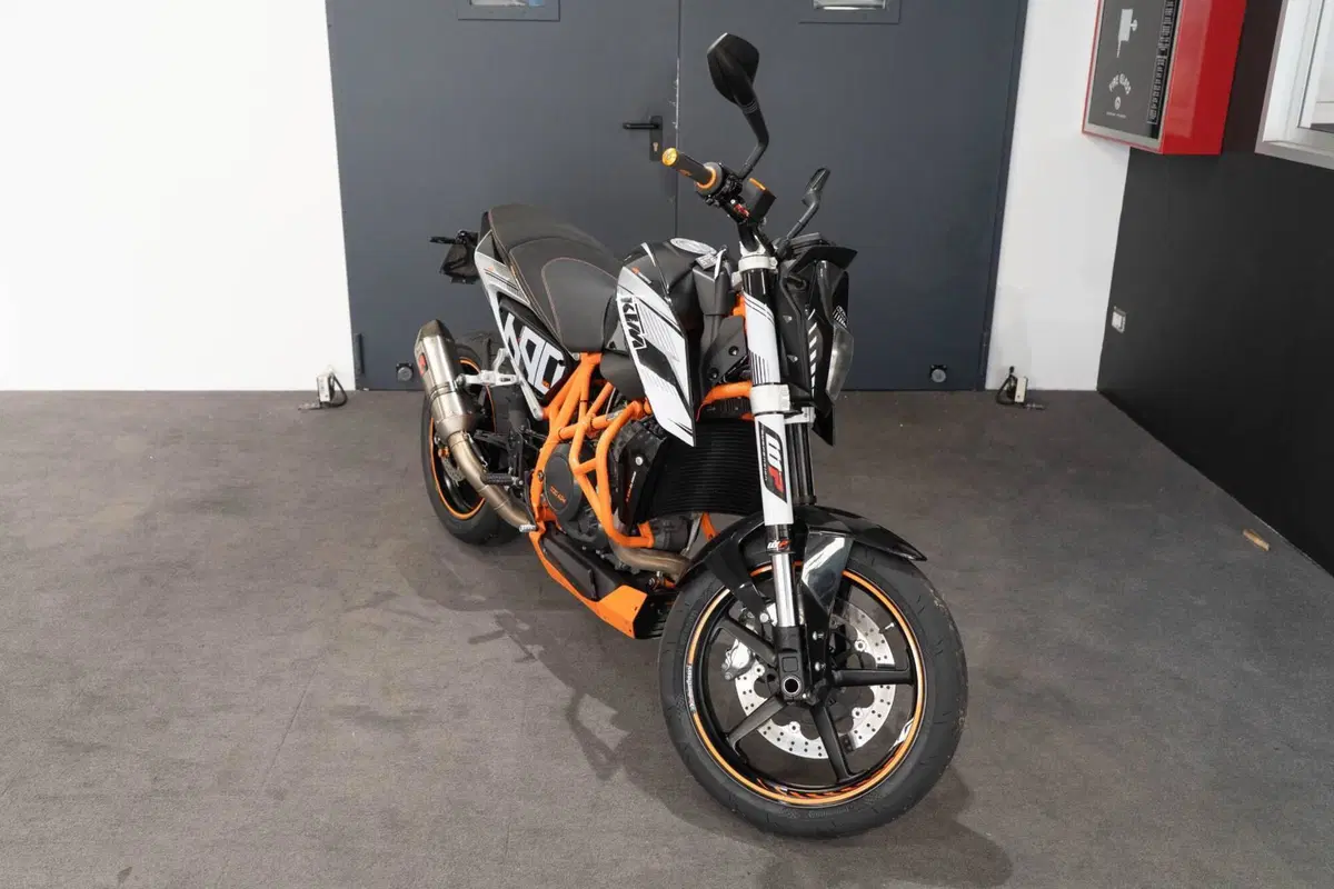 KTM 690 Duke (2012 - 16) (2)