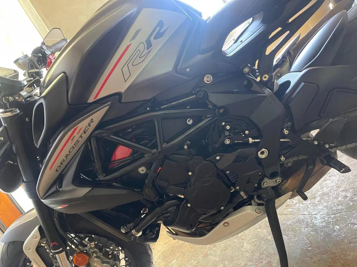 MV Agusta Dragster 800 RR (2021 - 23) (10)