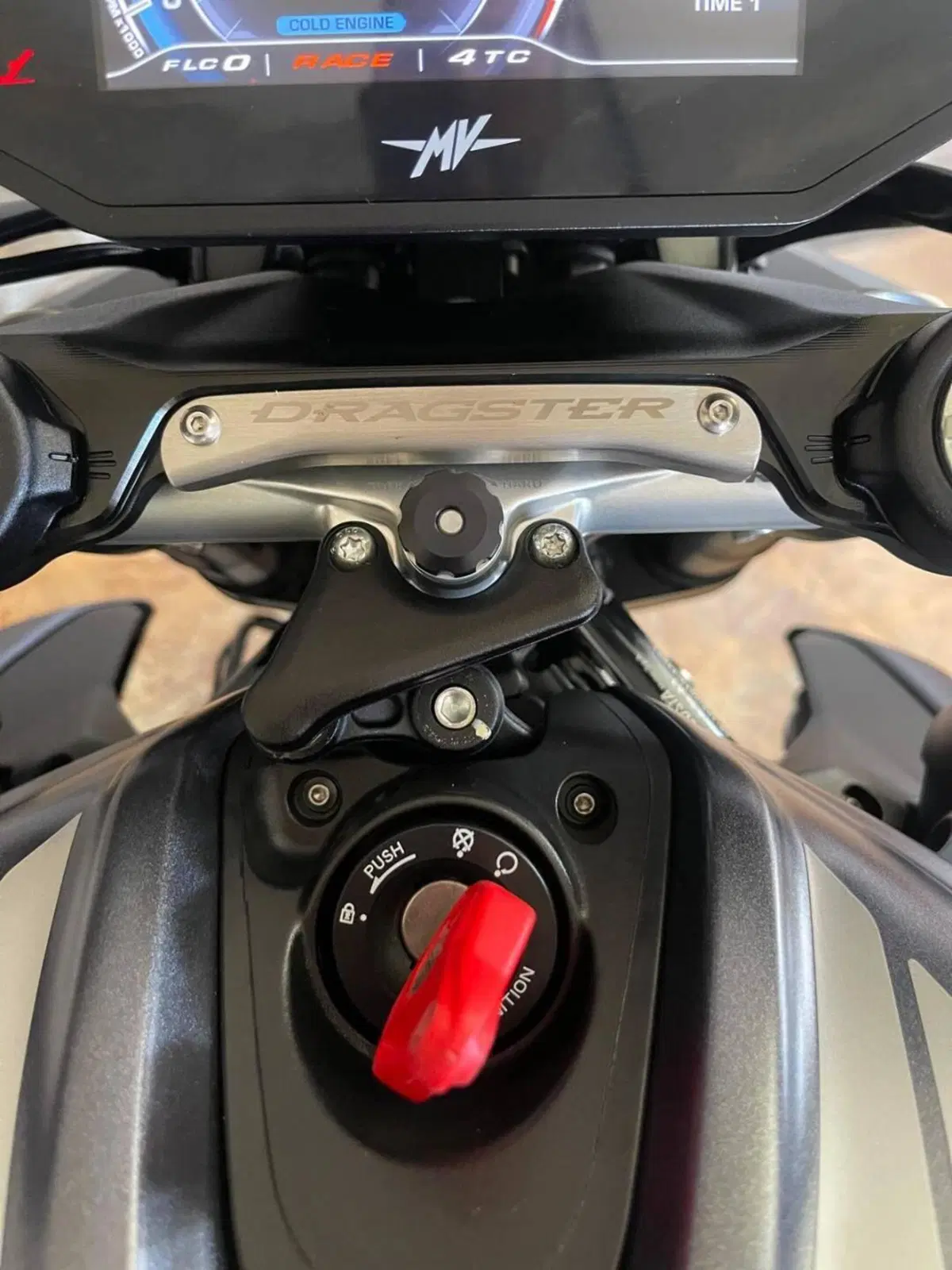 MV Agusta Dragster 800 RR (2021 - 23) (13)