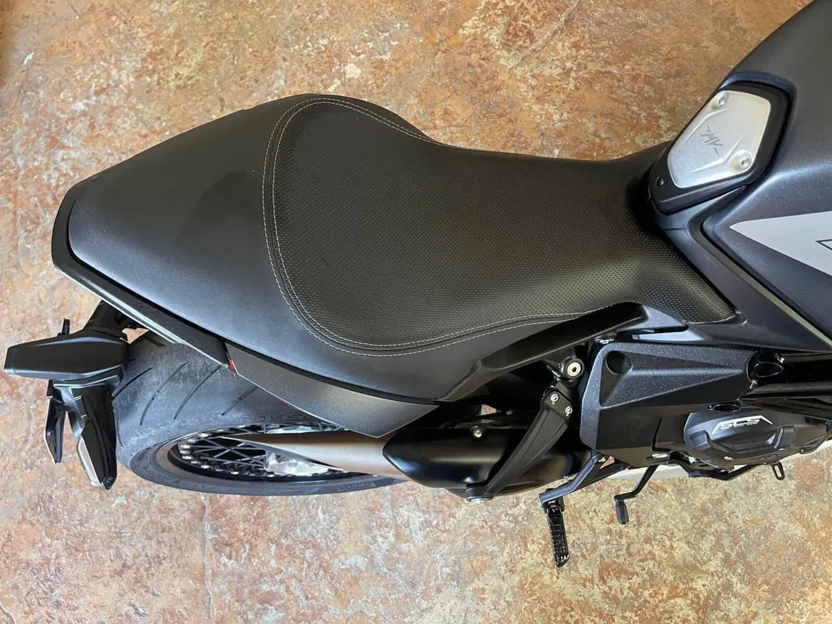 MV Agusta Dragster 800 RR (2021 - 23) (18)