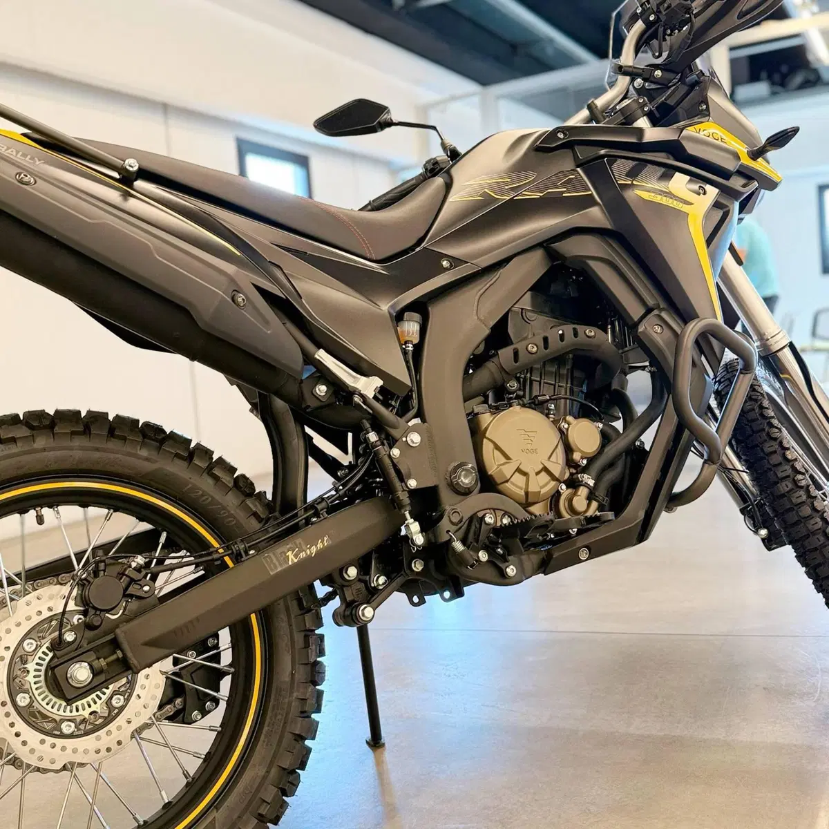 Voge 300 GY Rally (2022) (7)