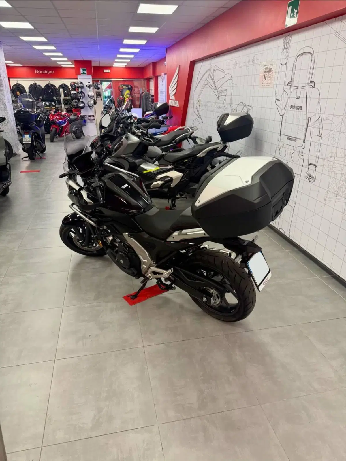 Honda NC 750 X DCT (2025 - 26) (4)