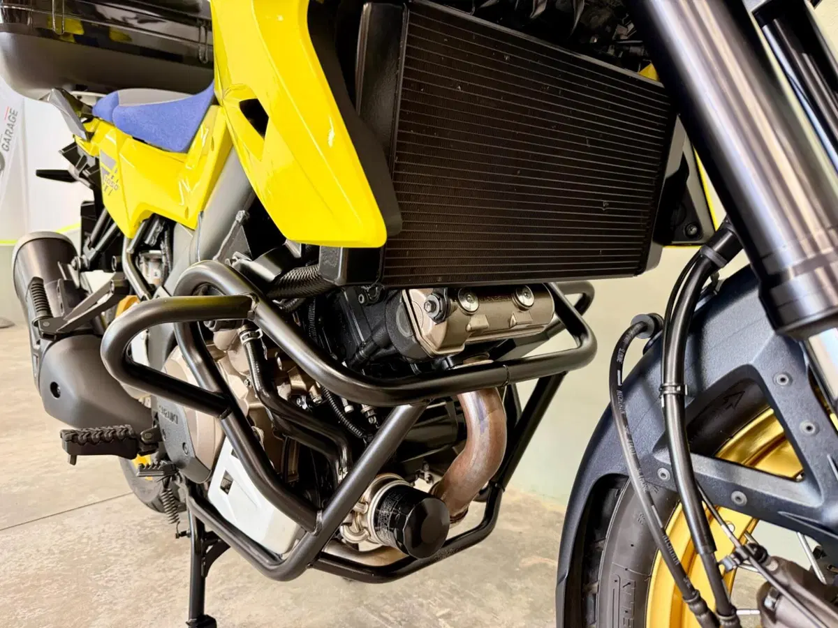 Suzuki V-Strom 1050XT (2020 - 23) (4)