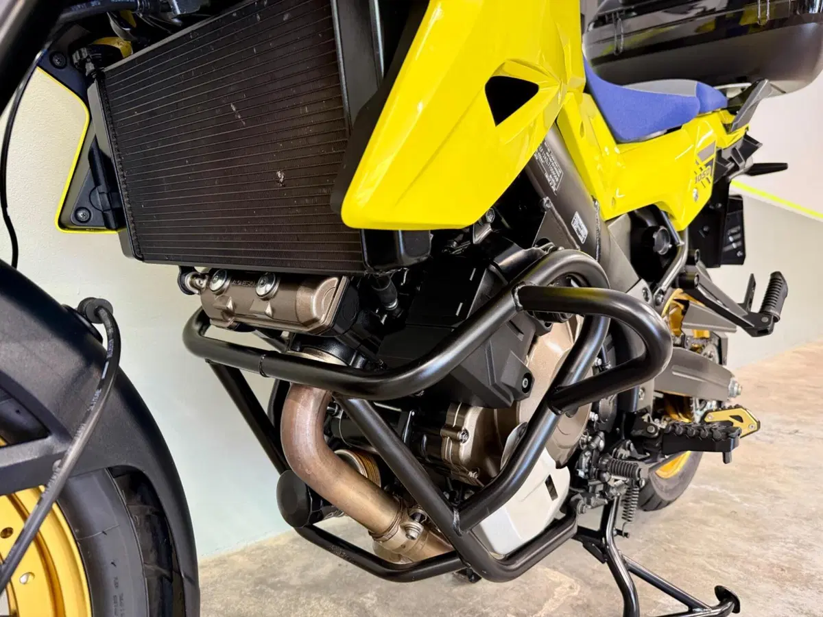 Suzuki V-Strom 1050XT (2020 - 23) (11)