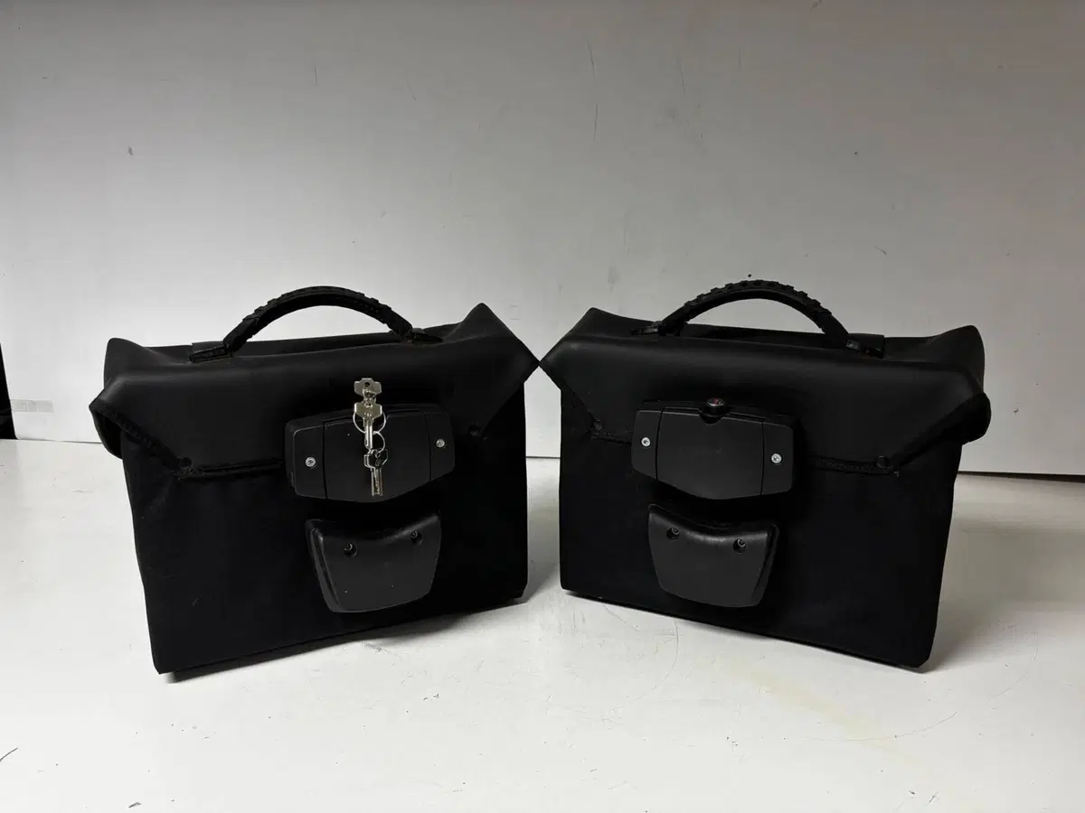 Borse laterali universali modello Matrix Bags & Bike (2)