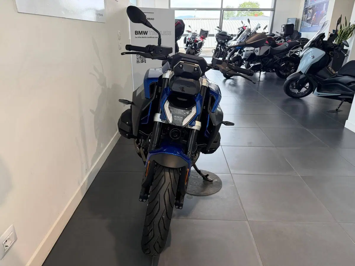 Bmw R 1300 R (2026 - 27) (5)