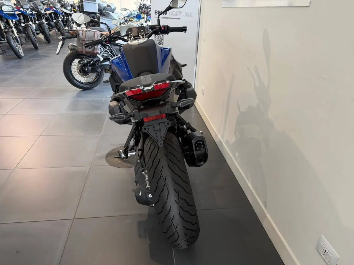Bmw R 1300 R (2026 - 27) (6)