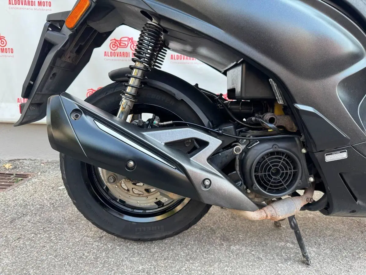 Kymco People 125i S (2021 - 25) (12)