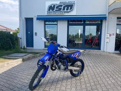 Yamaha YZ 125 (2024) usata