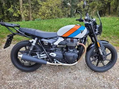 Triumph Speed Twin 900 (2025 - 26) usata