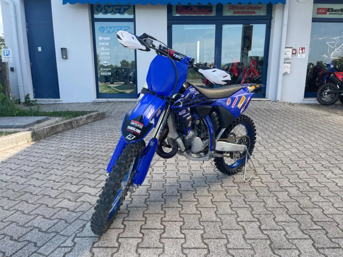 Yamaha YZ 125 (2024) (2)