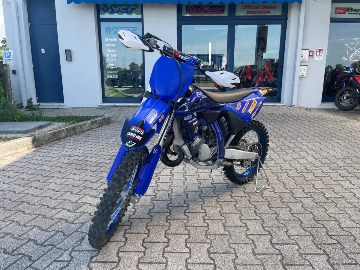 Yamaha YZ 125 (2024) (3)