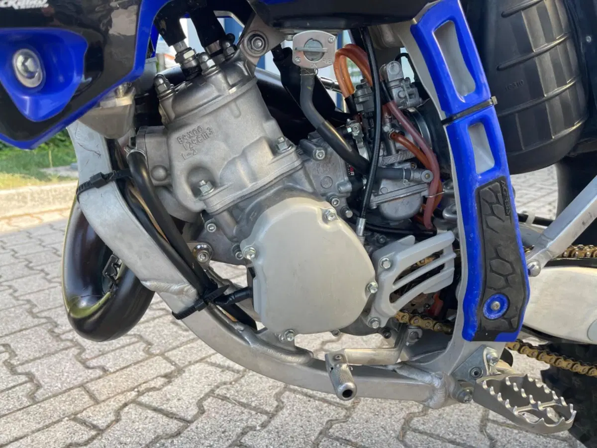 Yamaha YZ 125 (2024) (4)