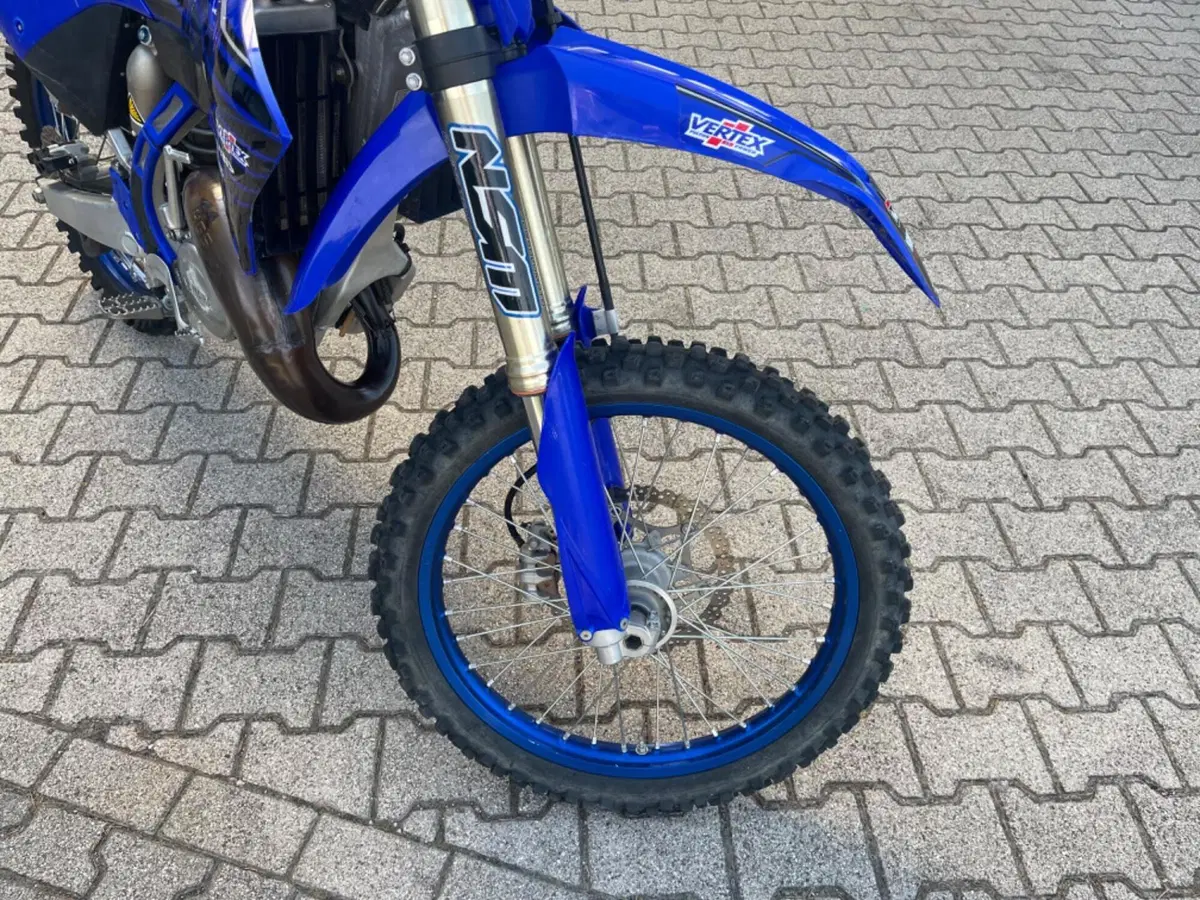 Yamaha YZ 125 (2024) (10)