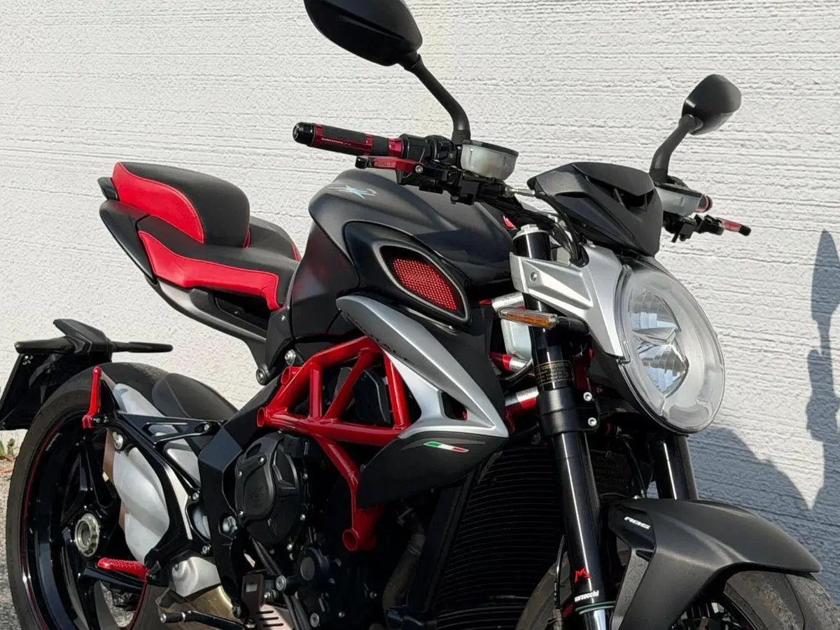 MV Agusta Brutale 800 EAS ABS (2016 - 19) (8)