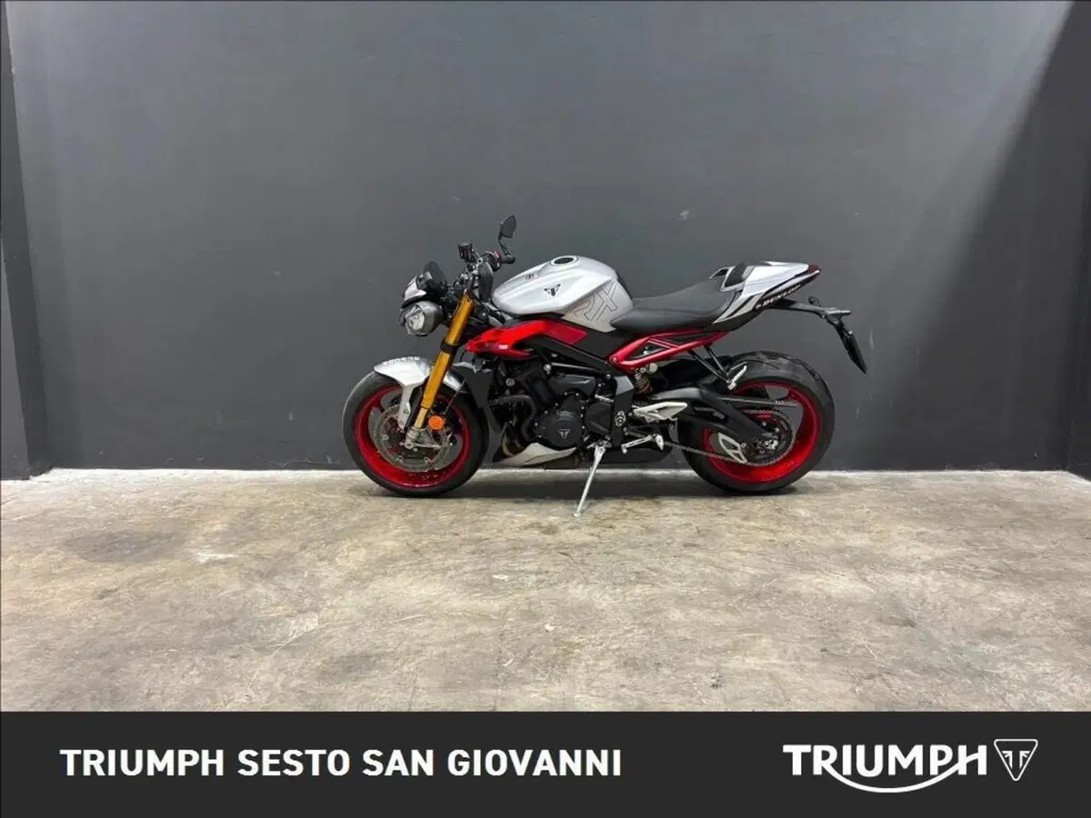 Triumph Street Triple 765 RX (2026) (3)