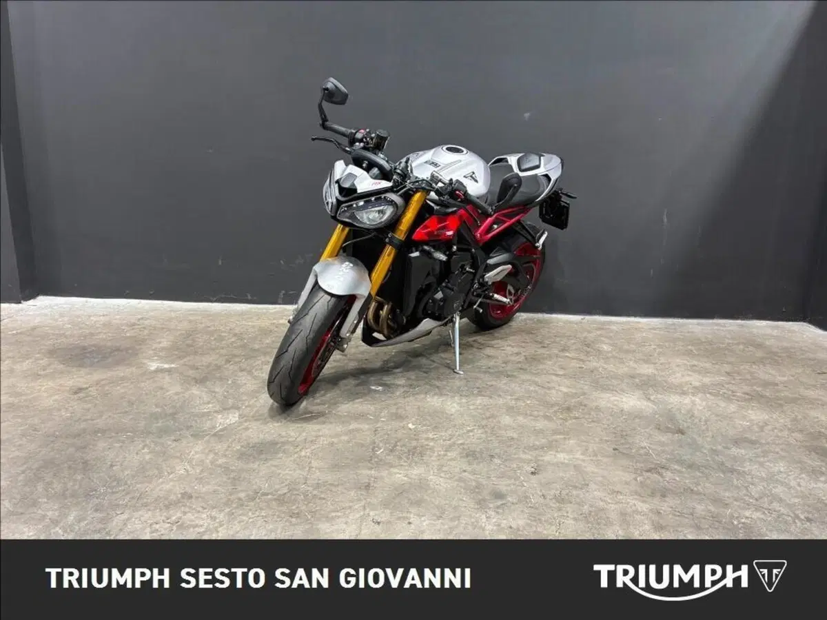 Triumph Street Triple 765 RX (2026) (6)