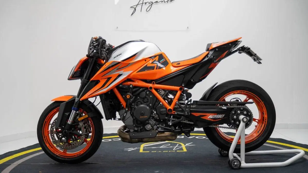 KTM 1290 Super Duke R EVO (2022 - 23) (16)