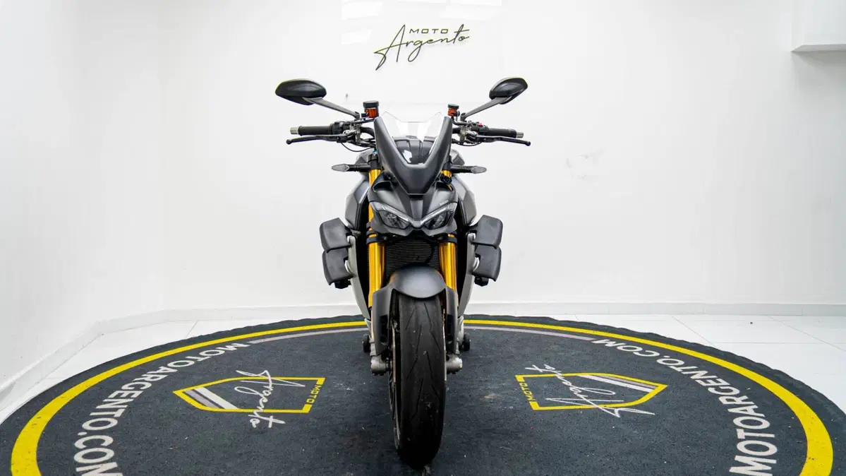 Ducati Streetfighter V4 1100 (2021 - 22) (9)