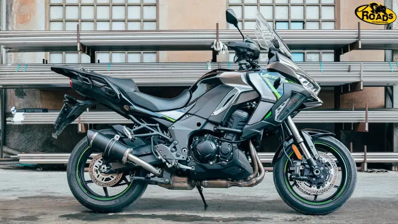 Scarichi Roadsitalia per Kawasaki Versys 1100. Le caratteristiche e tutte le info [GALLERY]