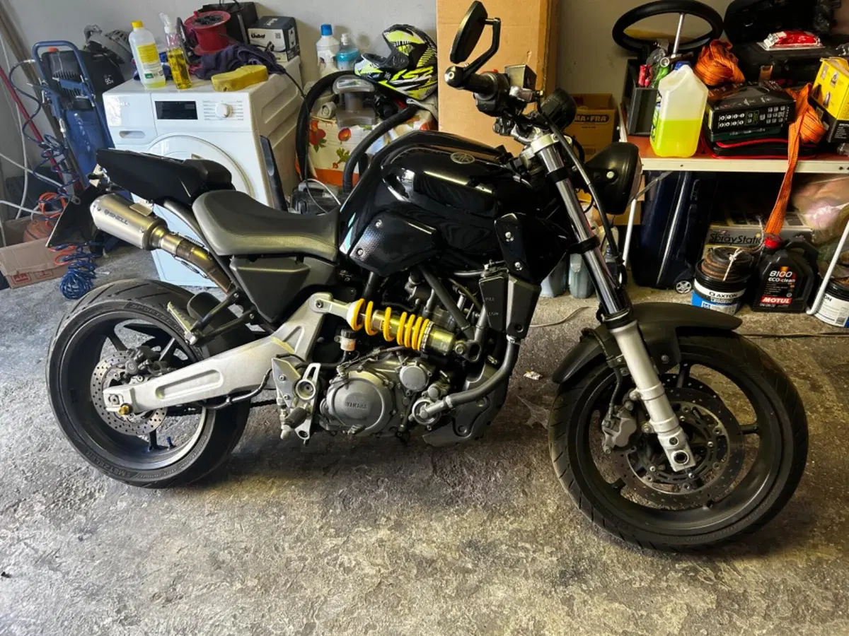 Yamaha MT-03 (2006 - 14) (2)