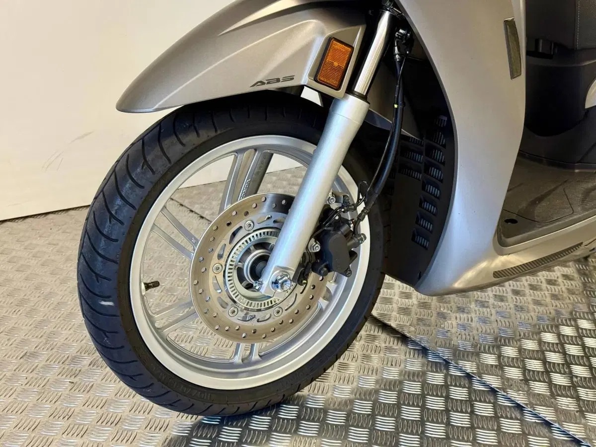 Honda SH 350 (2021 - 24) (11)