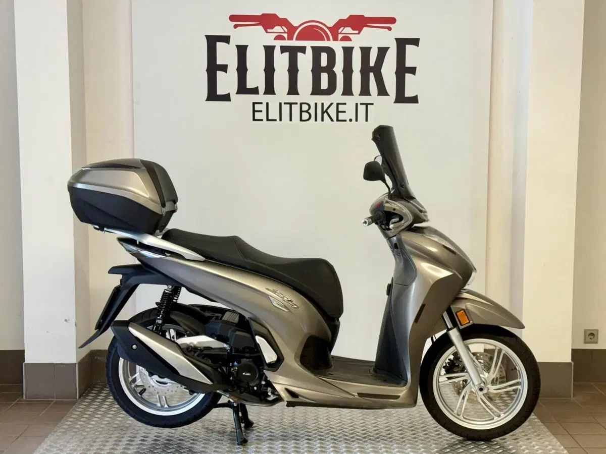 Honda SH 350 (2021 - 24) (5)