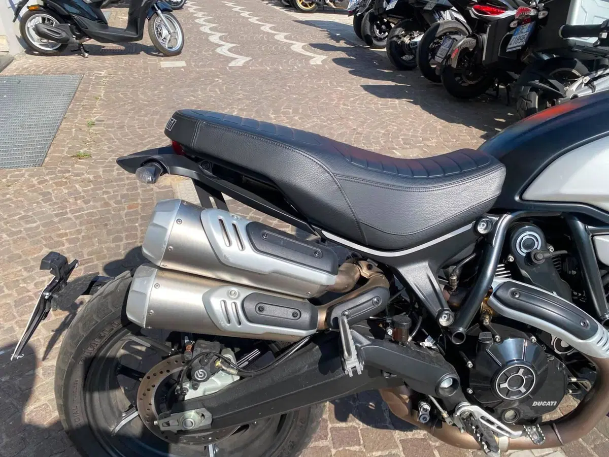 Ducati Scrambler 1100 Dark Pro (2020 - 24) (5)