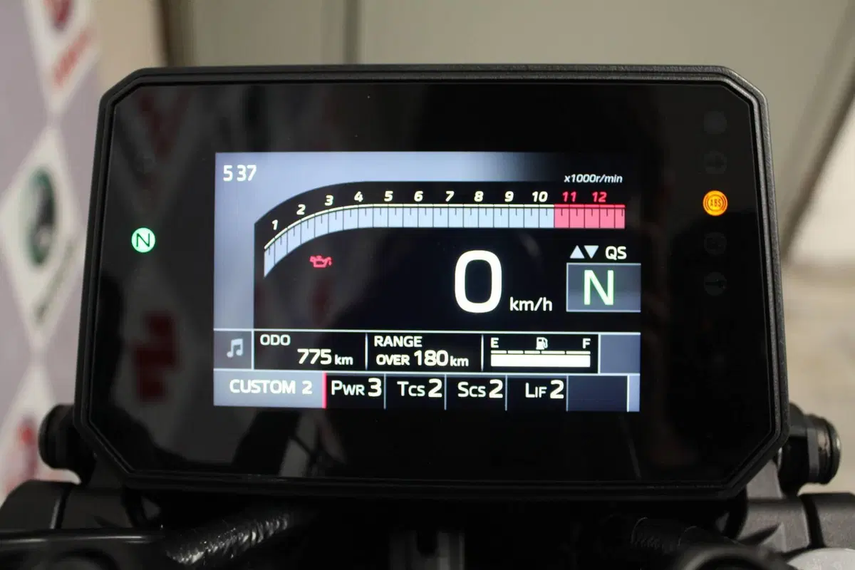 Yamaha MT-09 (2024 - 26) (2)