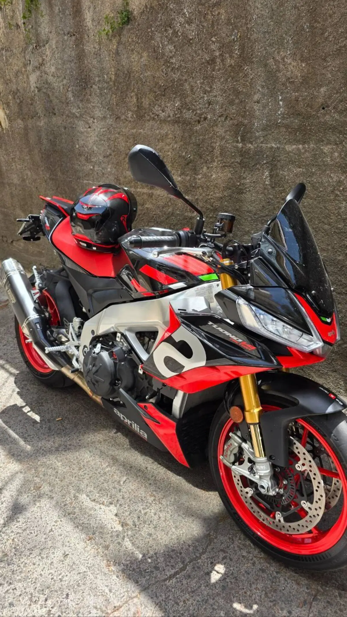 Aprilia Tuono V4 Factory (2021 - 24)
