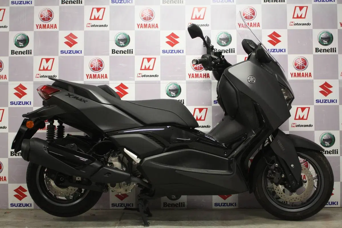 Yamaha X-Max 300 Tech Max (2025 - 26)