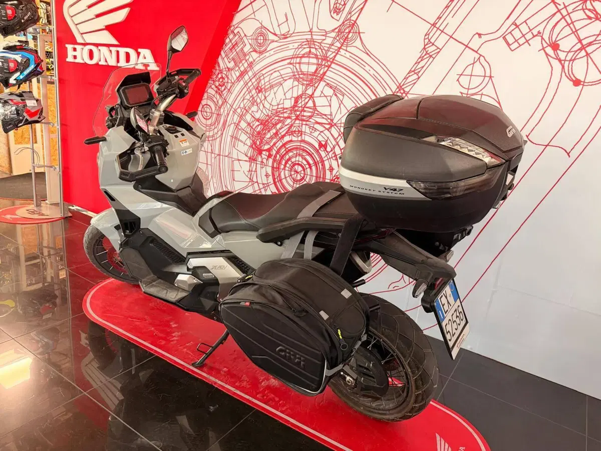 Honda X-ADV 750 DCT (2021 - 24) (4)