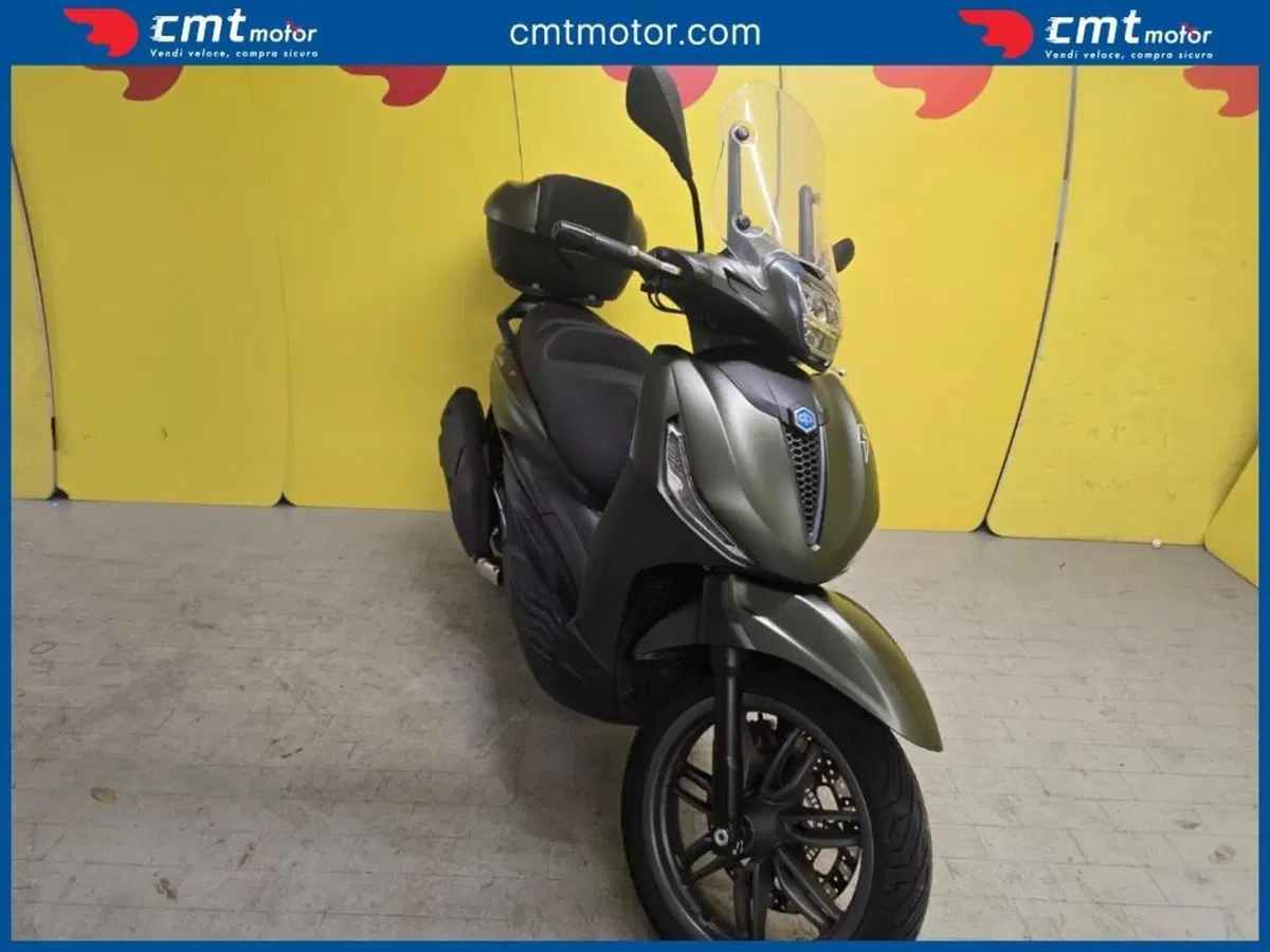 Piaggio Beverly 400 S ABS-ASR (2021 - 24) (2)