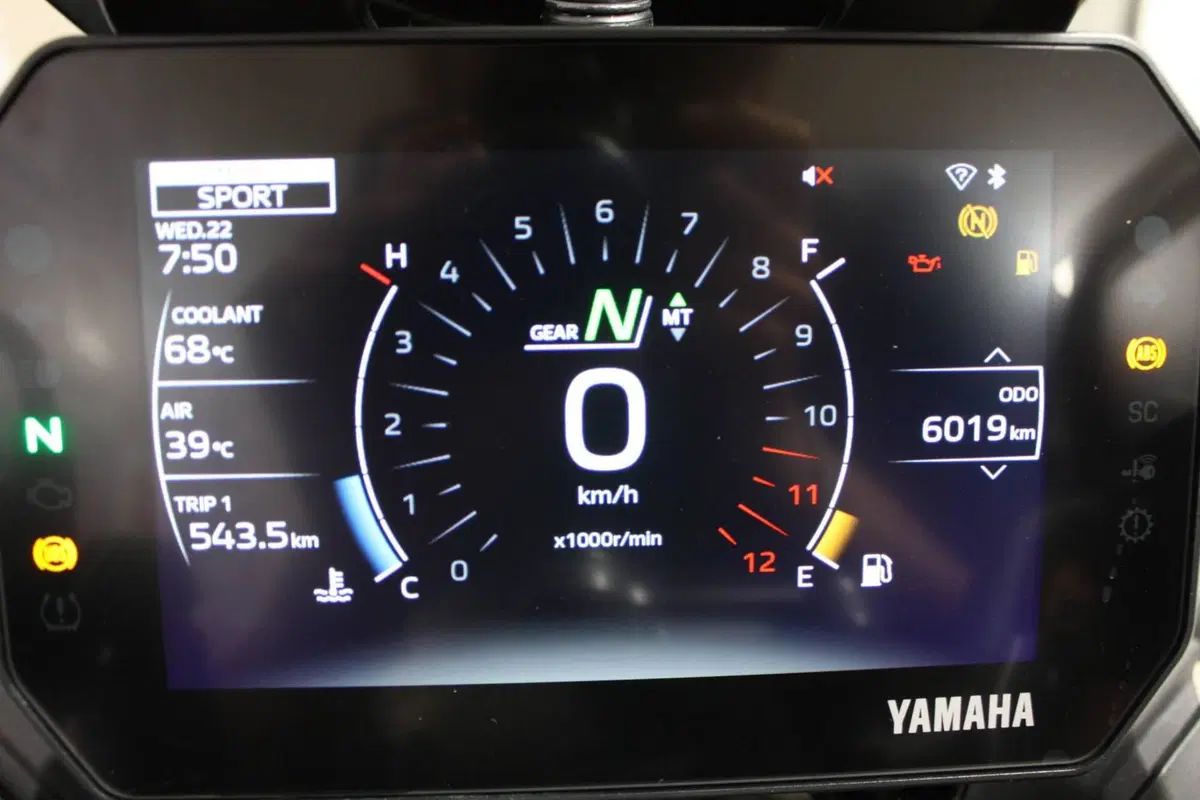Yamaha Tracer 9 GT Y-AMT (2025 - 26) (2)