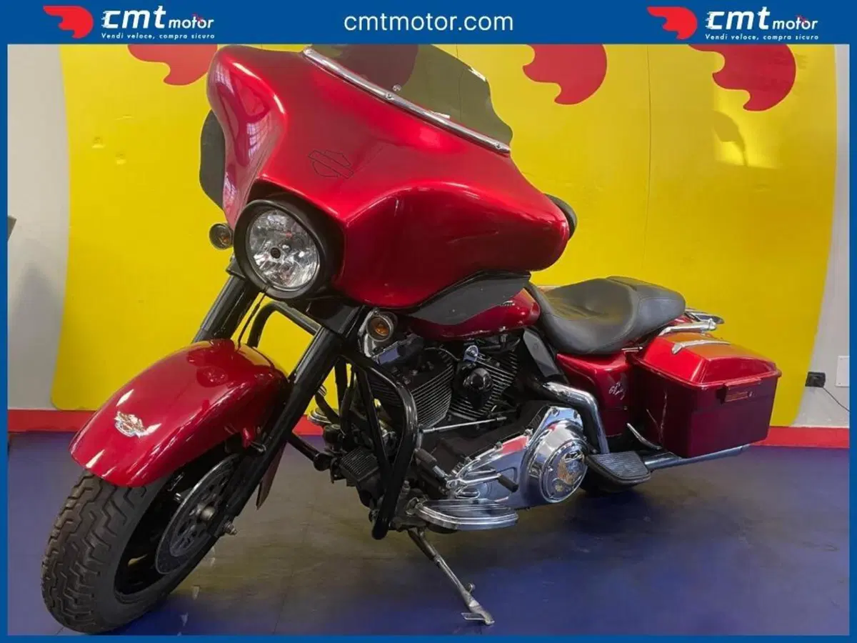Harley-Davidson 1584 Street Glide (2008 - 10) - FLHX (2)