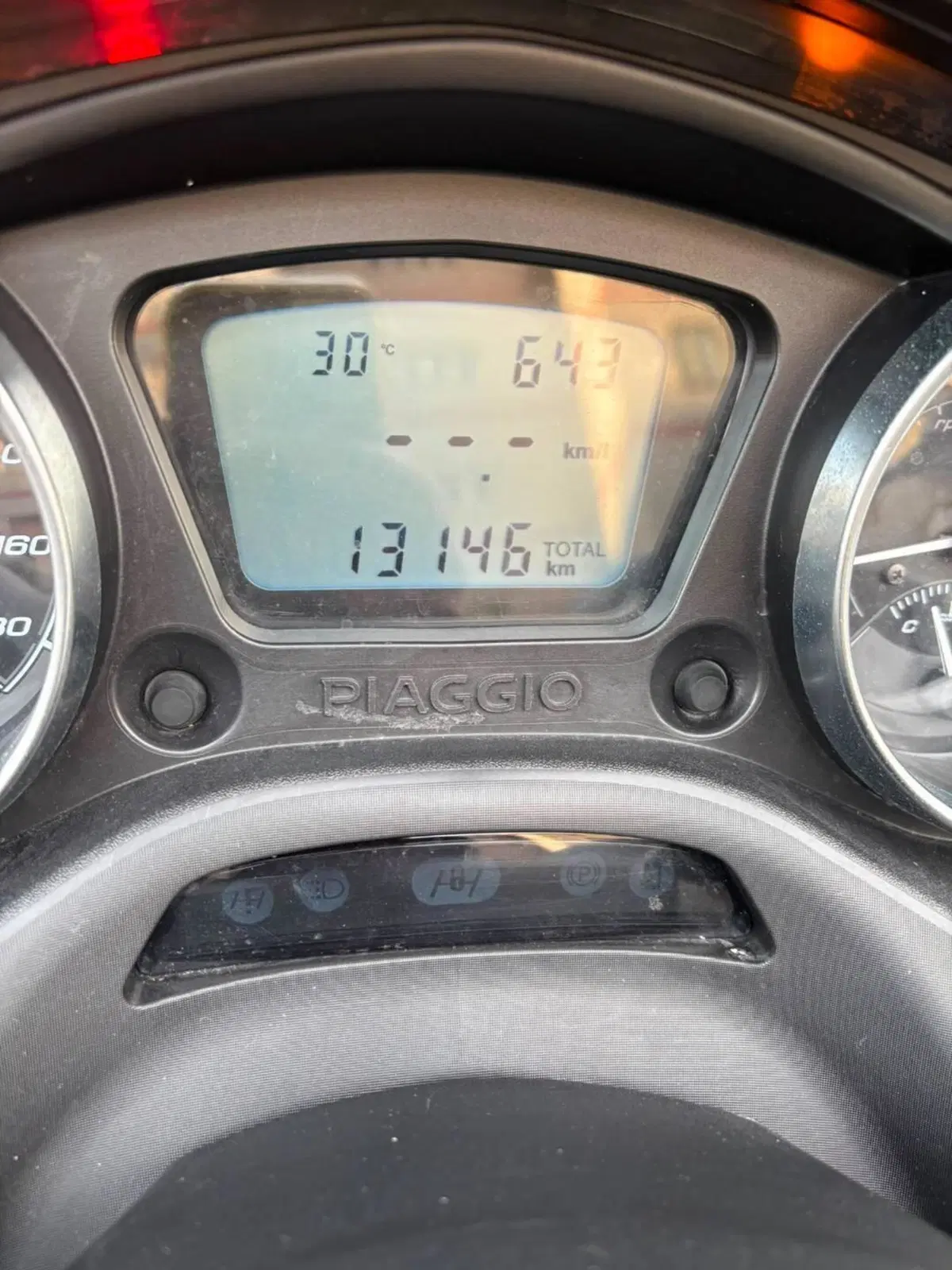 Piaggio Mp3 300 Hpe (2019 - 20) (4)