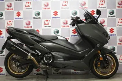 Yamaha T-Max 560 Tech Max (2021) usata