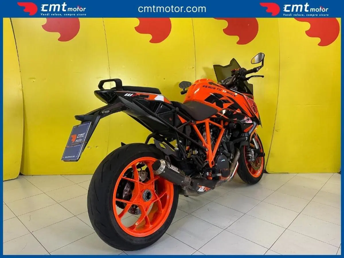 KTM 1290 Super Duke GT ABS (2016 - 18) (4)