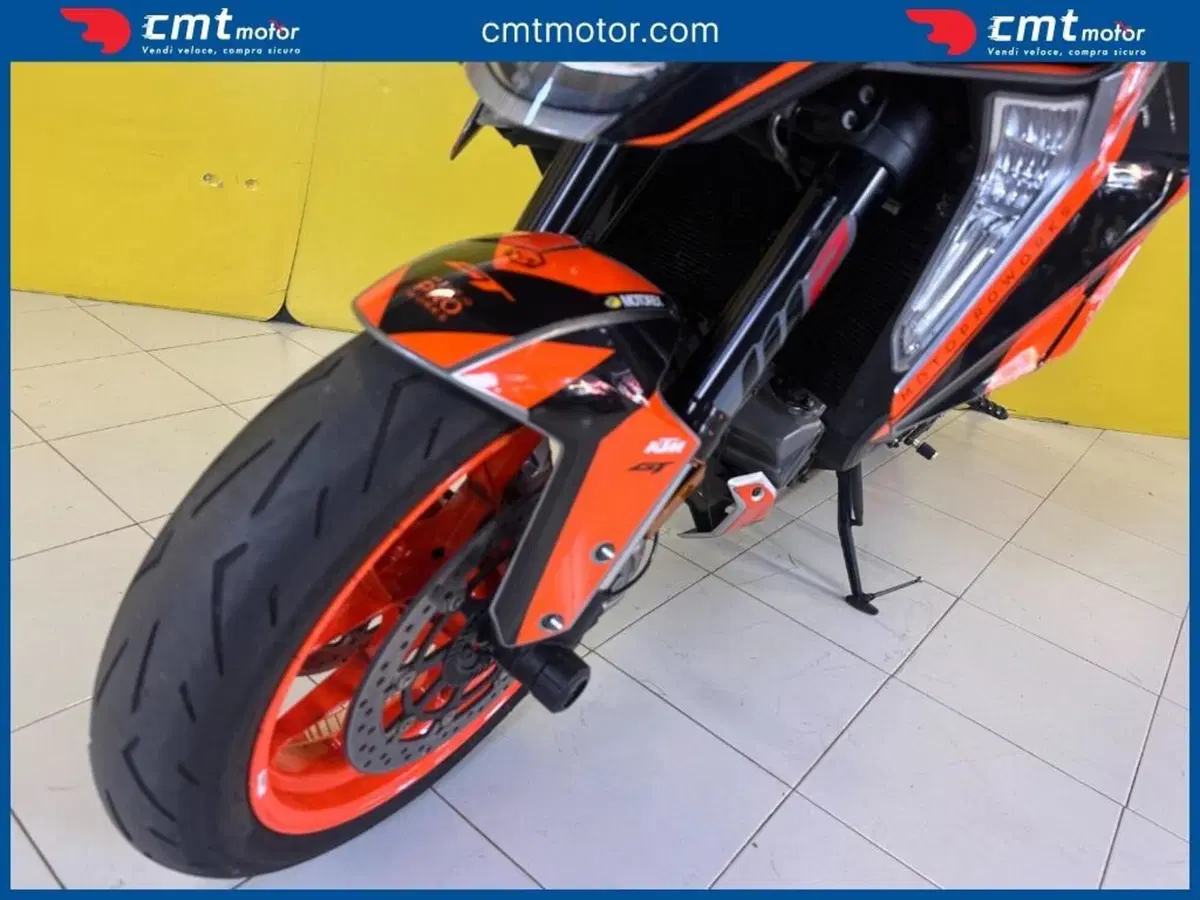 KTM 1290 Super Duke GT ABS (2016 - 18) (6)