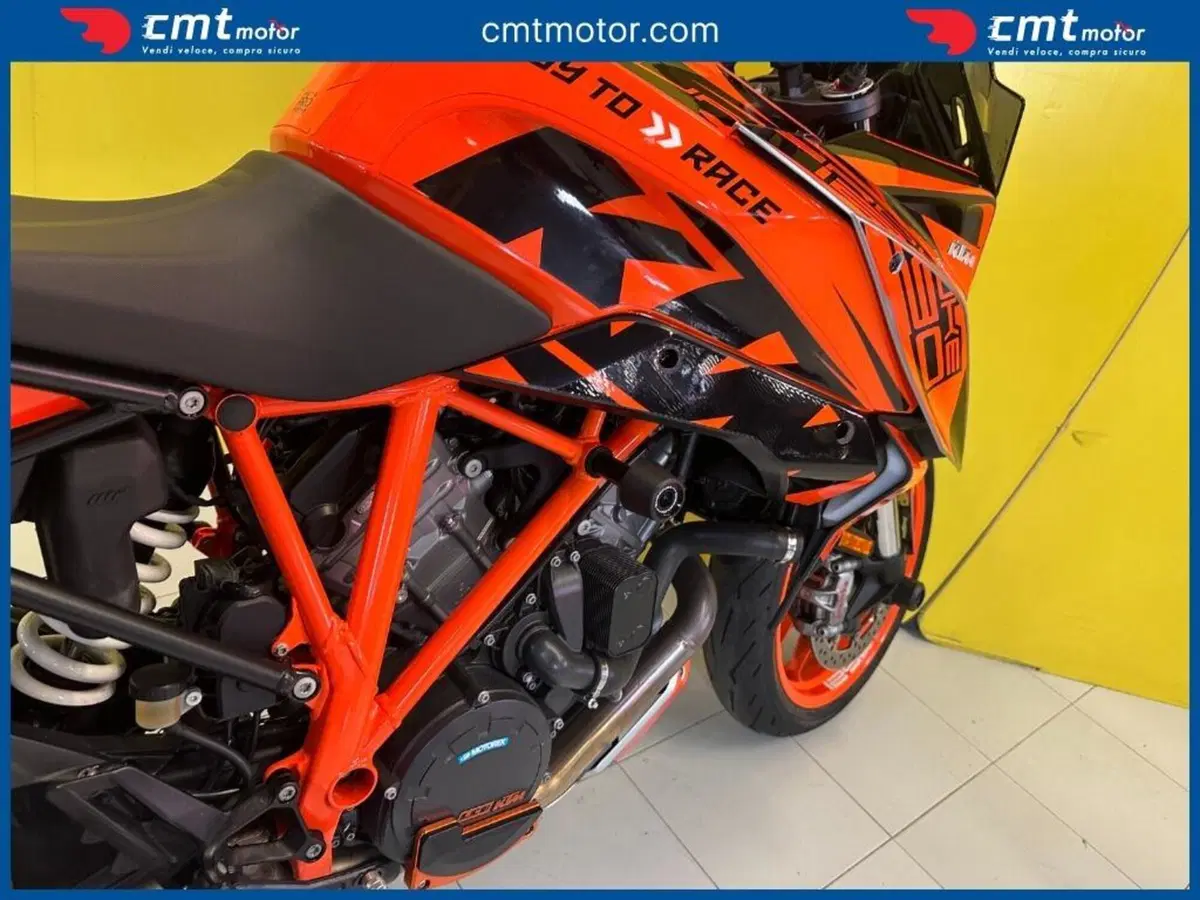 KTM 1290 Super Duke GT ABS (2016 - 18) (9)