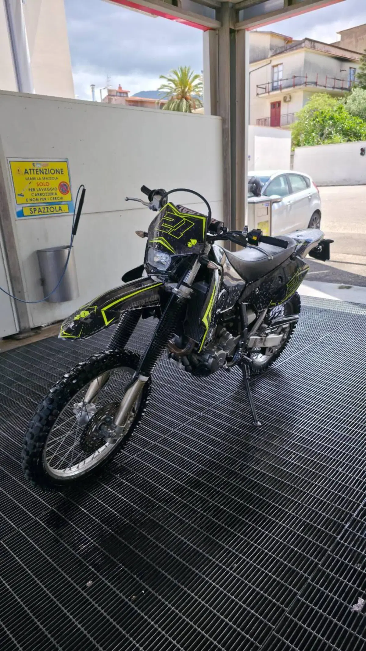 Suzuki DR-Z 400 S (2000 - 06) (9)