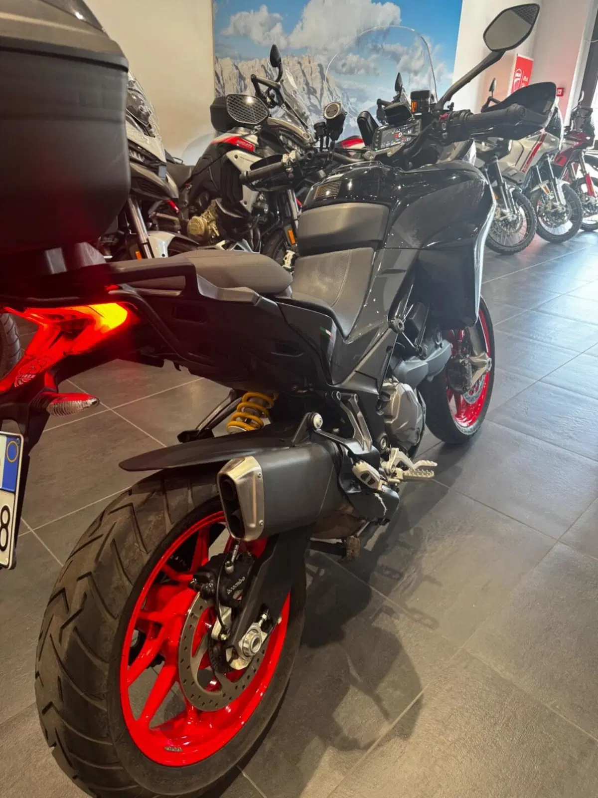 Ducati Multistrada V2 S (2022 - 24) (10)