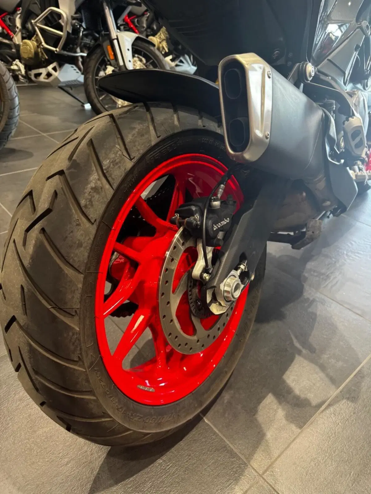 Ducati Multistrada V2 S (2022 - 24) (19)