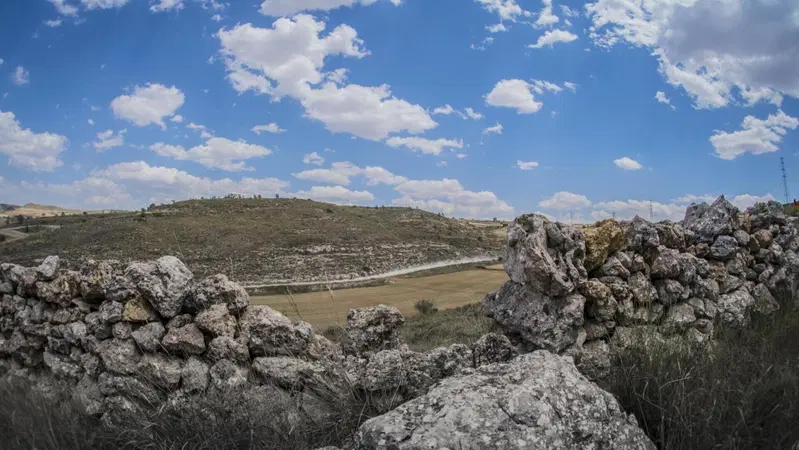 Baja Espa&ntilde;a Arag&oacute;n. L&rsquo;Edizione 2026 dell&rsquo;&rdquo;Inferno Aragonese&rdquo; sospesa. Elevatissimo rischio di incendi [VIDEO]