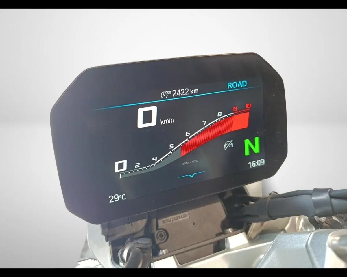 Bmw R 1300 R (2026 - 27) (9)