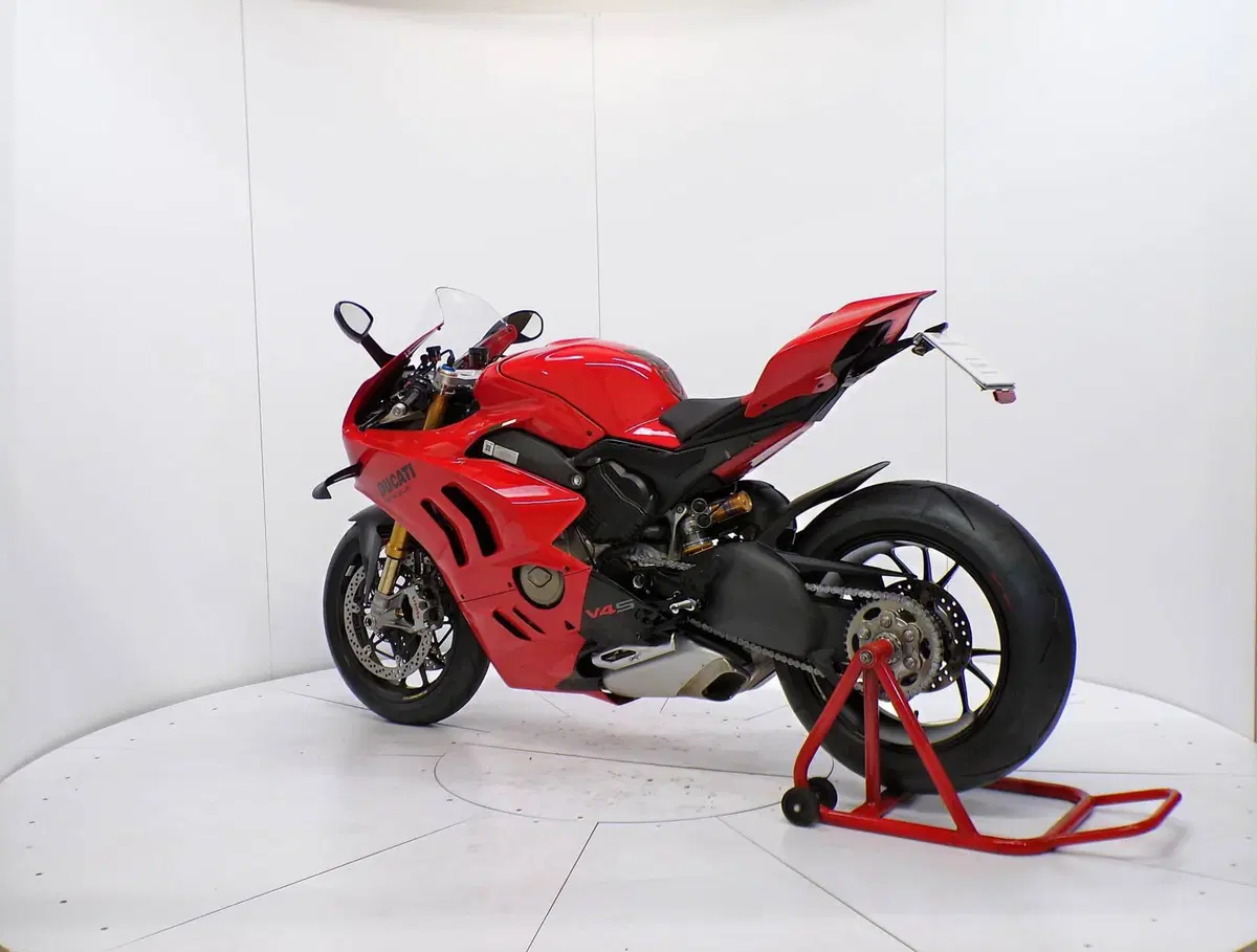 Ducati Panigale V4 S (2022 - 24) (5)