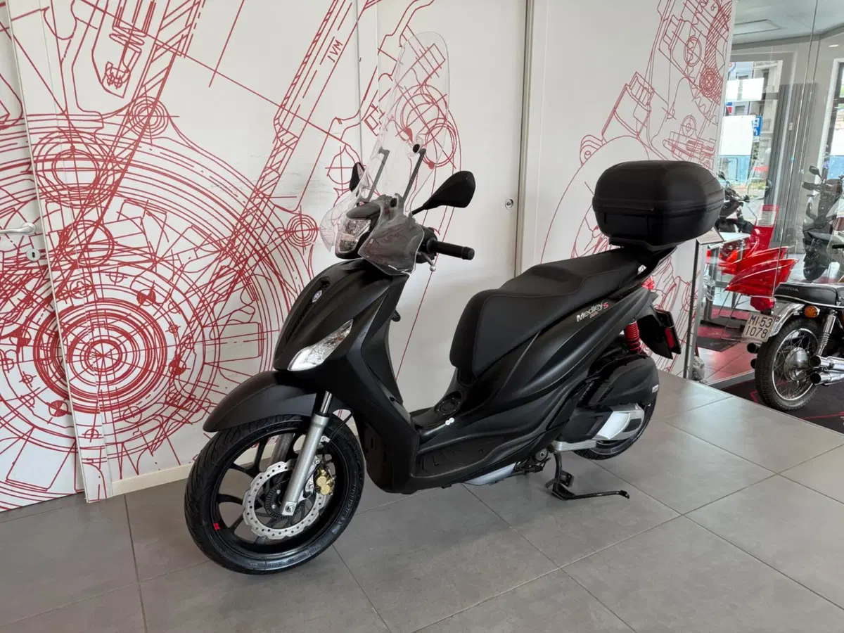 Piaggio Medley 150 S ABS (2021 - 25) (5)